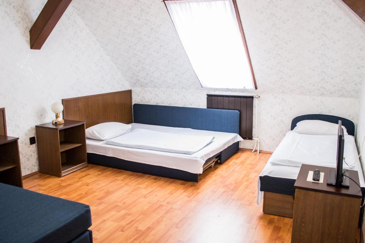 Halaszcsarda-Panzio Hotell Körmend Exteriör bild