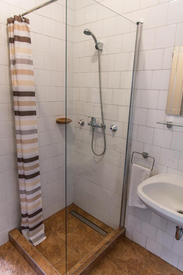 Halaszcsarda-Panzio Hotell Körmend Exteriör bild